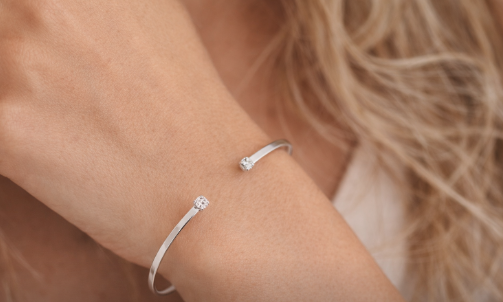 BRACELETE REGULÁVEL LAMINADO PONTO DE LUZ